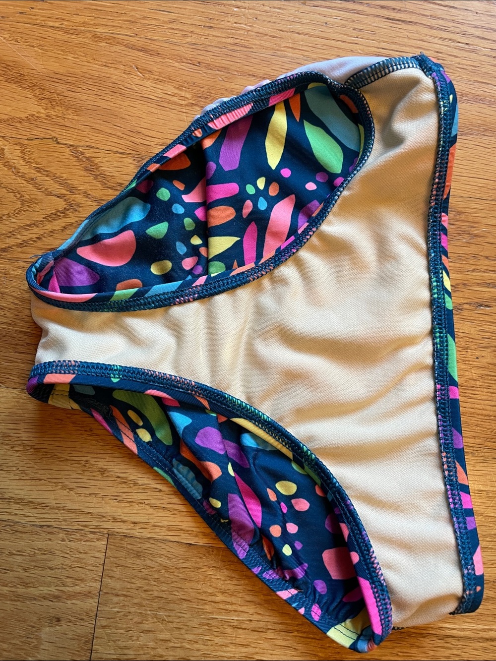 Lands' End Purple colorful mosaic butterfly Rash Guard & bikini bottom - Picture 9 of 12